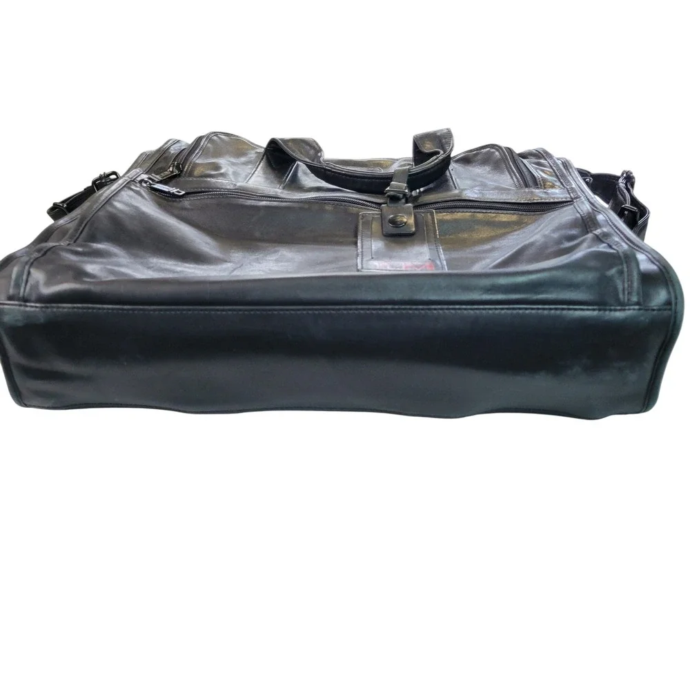 Tumi Black Leather Laptop Bag Briefcase Travel Bag 17x14 - Picture 3 of 14